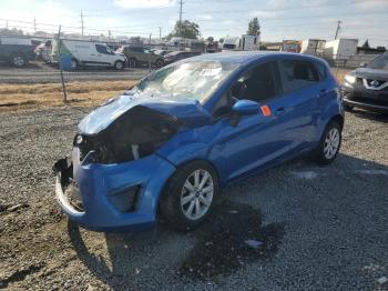  Salvage Ford Fiesta