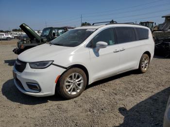  Salvage Chrysler Pacifica