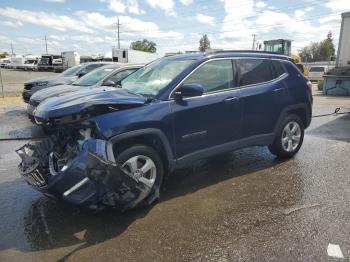  Salvage Jeep Compass