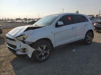  Salvage Mitsubishi Outlander