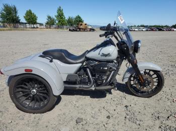  Salvage Harley-Davidson Fl