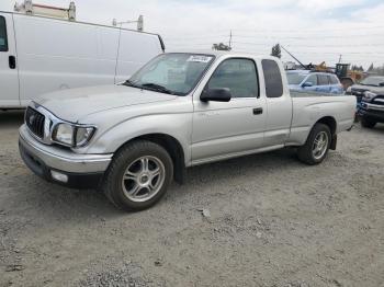  Salvage Toyota Tacoma