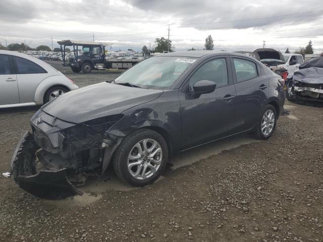  Salvage Toyota Yaris