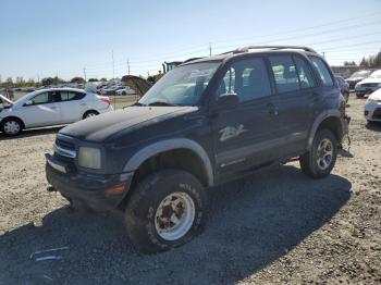  Salvage Chevrolet Tracker