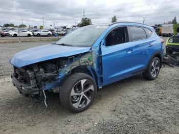  Salvage Hyundai TUCSON