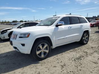  Salvage Jeep Grand Cherokee