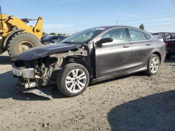  Salvage Chrysler 200