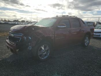  Salvage Chevrolet Avalanche