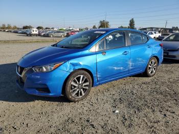  Salvage Nissan Versa