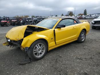  Salvage Ford Mustang