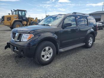  Salvage Nissan Pathfinder