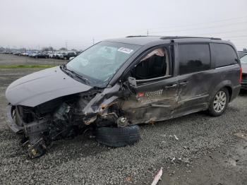  Salvage Chrysler Minivan