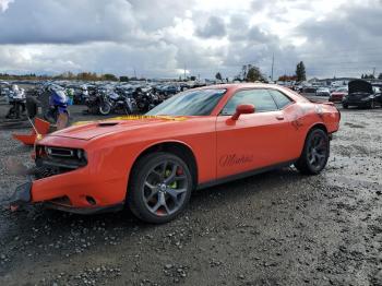  Salvage Dodge Challenger