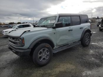  Salvage Ford Bronco