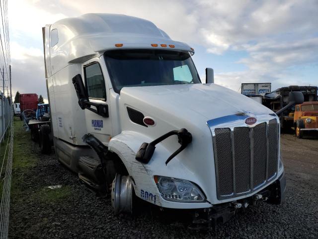  Salvage Peterbilt 579