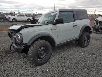  Salvage Ford Bronco