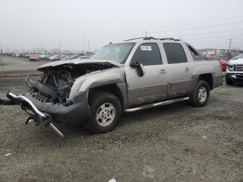  Salvage Chevrolet Avalanche