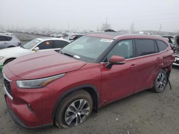  Salvage Toyota Highlander