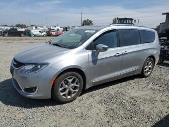  Salvage Chrysler Pacifica