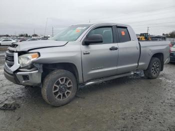  Salvage Toyota Tundra