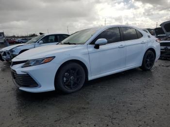  Salvage Toyota Camry