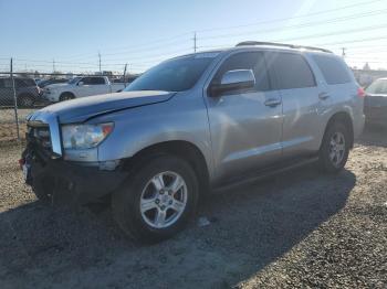  Salvage Toyota Sequoia