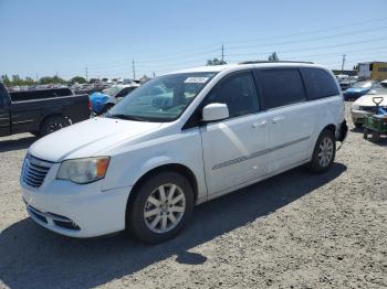  Salvage Chrysler Minivan