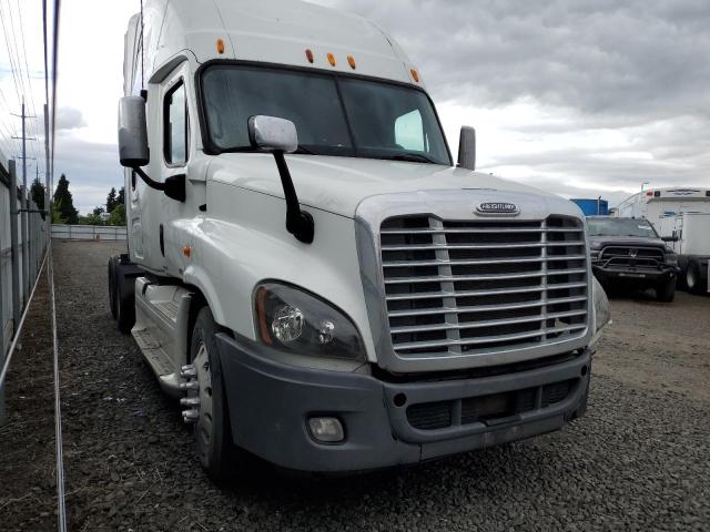  Salvage Freightliner Cascadia