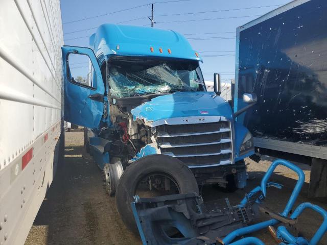  Salvage Freightliner Cascadia