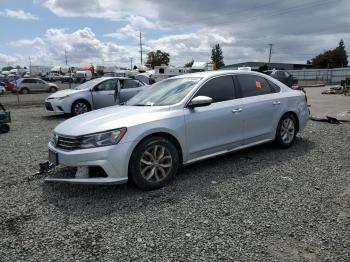  Salvage Volkswagen Passat