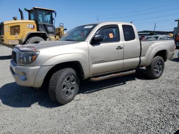  Salvage Toyota Tacoma