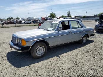  Salvage Mercedes-Benz 300-Class