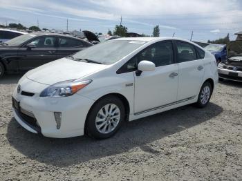  Salvage Toyota Prius