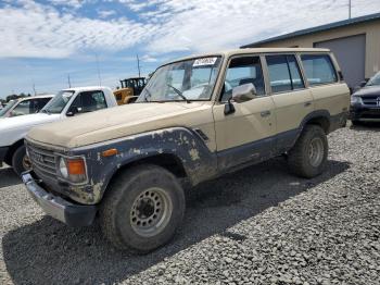  Salvage Toyota Land Cruis