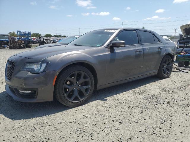  Salvage Chrysler 300