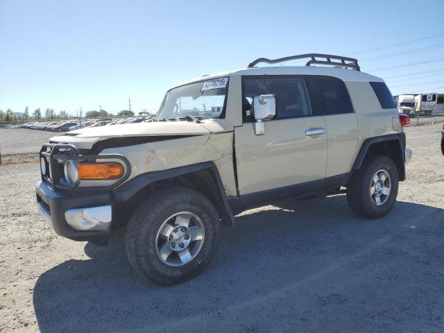  Salvage Toyota FJ Cruiser