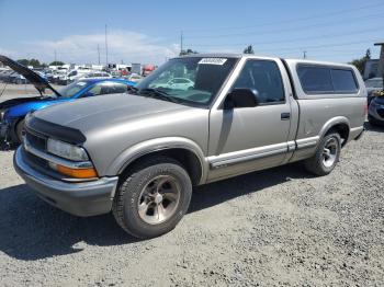  Salvage Chevrolet S-10