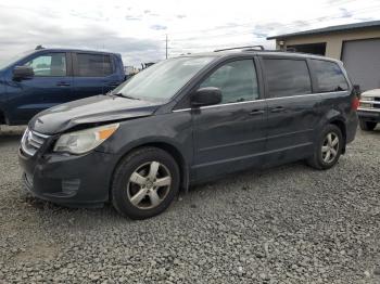  Salvage Volkswagen Routan