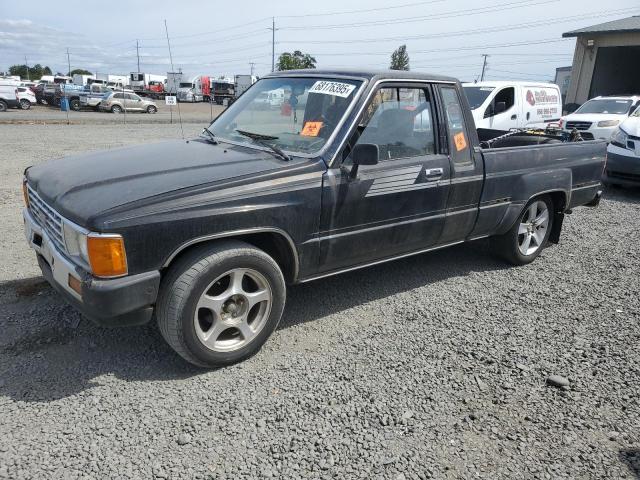  Salvage Toyota Pickup