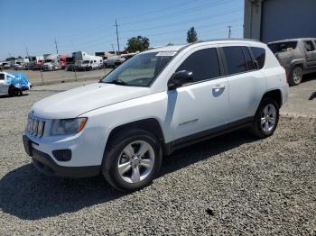  Salvage Jeep Compass