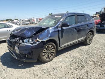  Salvage Mitsubishi Outlander