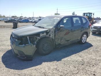  Salvage Subaru Forester