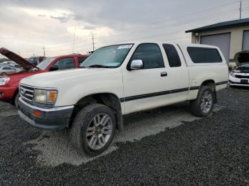  Salvage Toyota T100