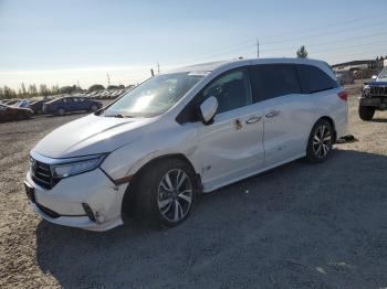  Salvage Honda Odyssey