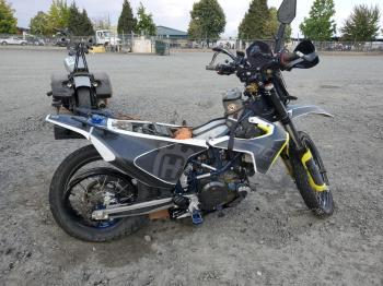  Salvage Husqvarna Motorcycle