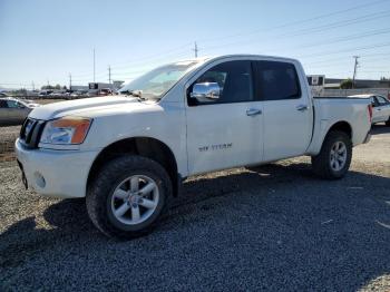  Salvage Nissan Titan