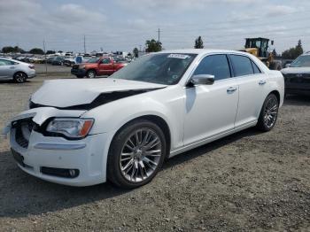  Salvage Chrysler 300