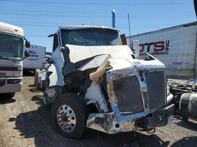 Salvage Kenworth Constructi