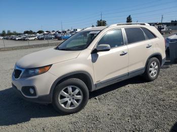  Salvage Kia Sorento