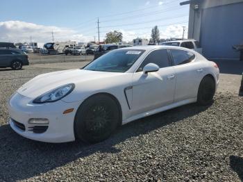  Salvage Porsche Panamera